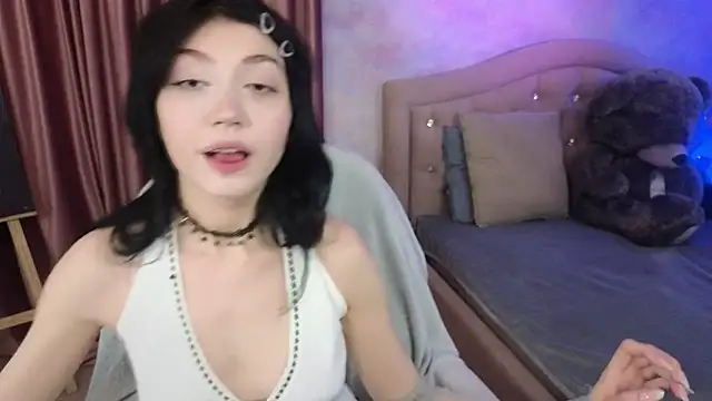 Mila Whelson online show from February 13, 2026, 9:55 pm