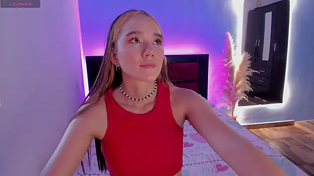 CRISTAL T2 online show from April 3, 2026, 2:04 pm