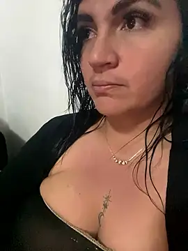 sophie-honey online show from January 12, 2026, 11:10 pm