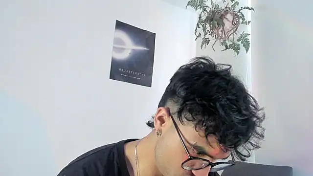 charlie dicker online show from January 6, 2026, 4:21 pm