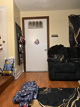 daddydarkskindikk online show from December 23, 2025, 2:53 am