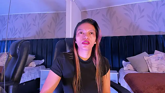 Snapshot of Ishtar_24 chatting on January 8, 2026, 11:45 am Ishtar 24 online show from January 8, 2026, 11:45 am