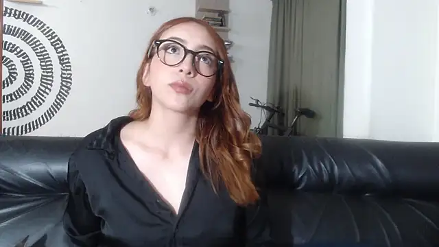 Snapshot of BeautyYoungblond chatting on July 2, 2026, 2:22 am BeautyYoungblond online show from July 2, 2026, 2:22 am