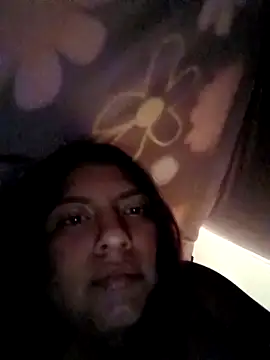 LUNARB23 online show from December 22, 2025, 6:10 am