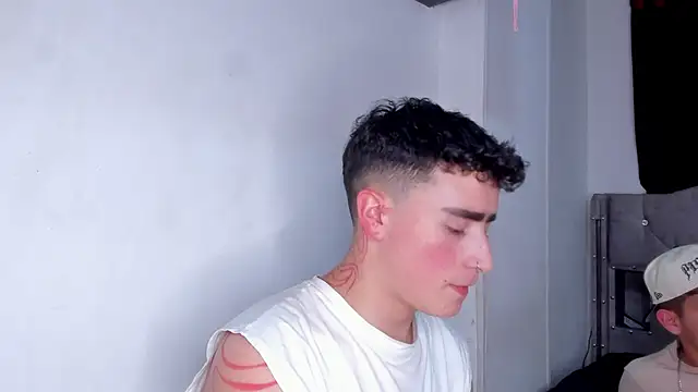 Snapshot of naughtysalomon__ chatting on February 27, 2026, 2:44 am naughtysalomon online show from February 27, 2026, 2:44 am