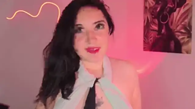 Lyra Monrroy online show from January 14, 2026, 2:28 am