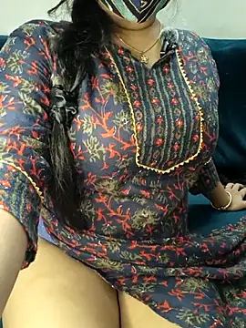Snapshot of SSiya- chatting on May 2, 2026, 7:41 pm SSiya- online show from May 2, 2026, 7:41 pm
