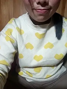 Chloe-ee online show from February 20, 2026, 6:59 am