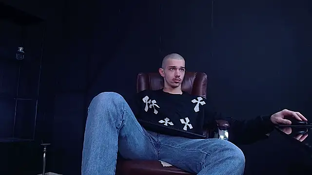 KaydenDrew online show from December 19, 2025, 5:14 am