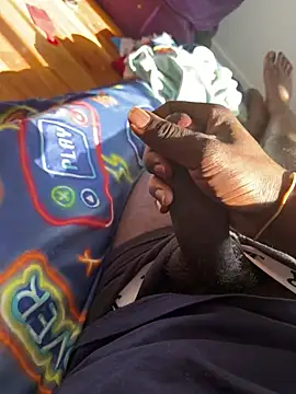 Sweetley online show from April 9, 2026, 2:11 pm