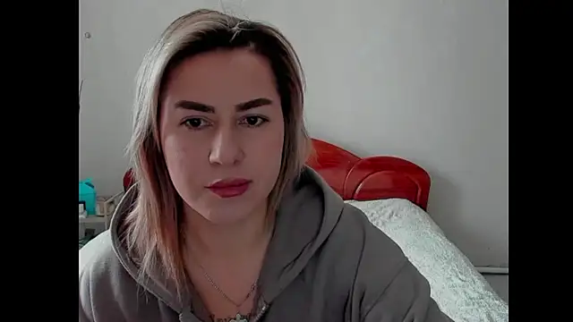 Roxi Joy online show from January 8, 2026, 11:01 am