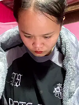 Thanhhuyen001 online show from January 6, 2026, 7:12 am