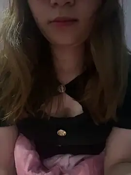 Thanhhuyen001 online show from June 9, 2026, 4:18 pm