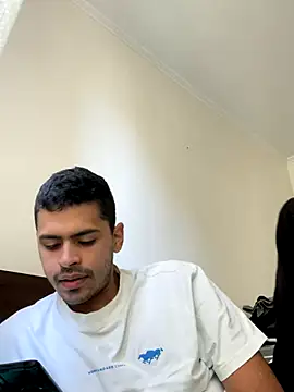 HotWhisper22 online show from December 16, 2025, 1:05 pm