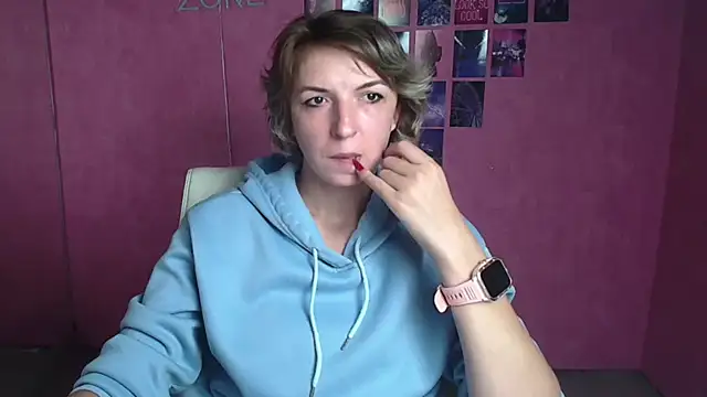 Snapshot of Lana_Foxyy chatting on July 10, 2026, 5:34 am Lana Foxyy online show from July 10, 2026, 5:34 am