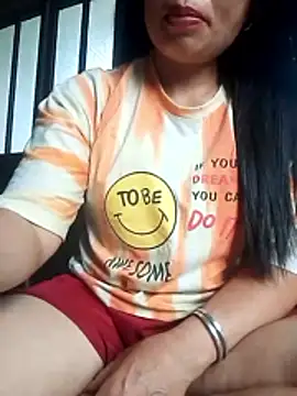 Maikha08 online show from April 8, 2026, 10:04 am