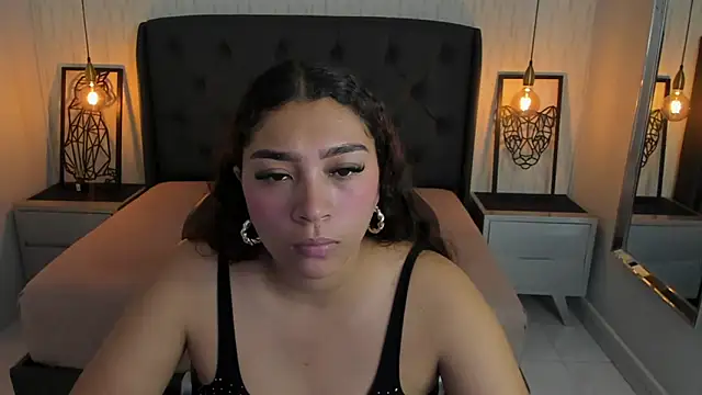 angelinemore online show from February 5, 2026, 7:29 pm