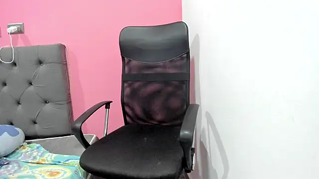 ariloe quintero online show from March 27, 2026, 1:11 pm