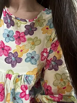 Snapshot of bi_biii chatting on March 15, 2026, 11:33 pm bi biii online show from March 15, 2026, 11:33 pm