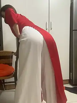 Snapshot of bi_biii chatting on April 9, 2026, 3:06 am bi biii online show from April 9, 2026, 3:06 am