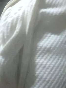 Camellia-Pink online show from January 8, 2026, 12:46 am