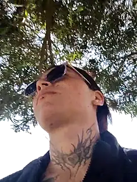 Snapshot of mara_adiction chatting on December 18, 2025, 2:45 pm mara adiction online show from December 18, 2025, 2:45 pm