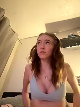 Keriacat  online show from December 18, 2025, 4:51 am