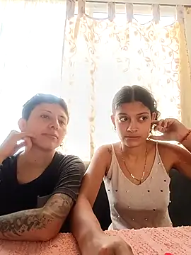 Mei and Gaby online show from February 17, 2026, 3:51 pm