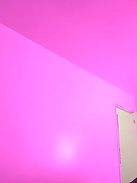 AverageAnt  online show from February 23, 2026, 8:01 am