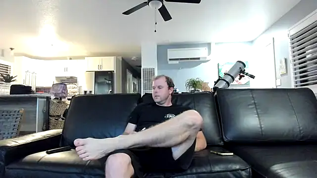 Studmuffin4you online show from August 2, 2026, 4:44 am