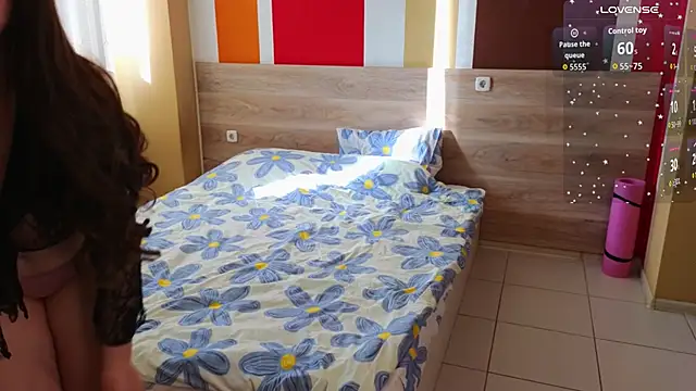 rokroxy online show from April 15, 2026, 12:12 pm