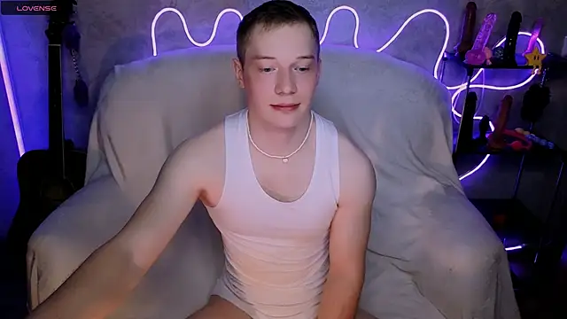 playoliver online show from March 28, 2026, 2:11 am