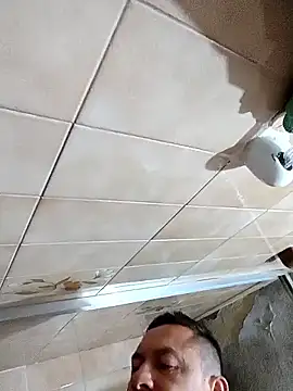 L hotcream online show from March 10, 2026, 1:54 am