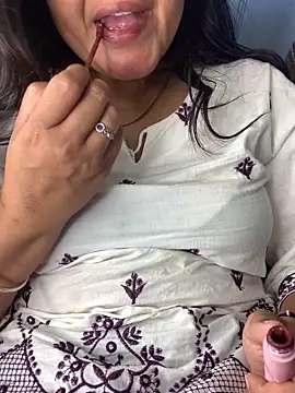 Snapshot of missmisha01 chatting on March 8, 2026, 4:11 pm missmisha01 online show from March 8, 2026, 4:11 pm