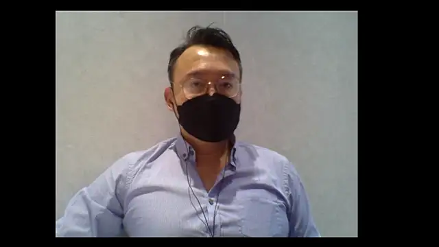 Snapshot of littlegoddyboy chatting on March 3, 2026, 9:15 am littlegoddyboy online show from March 3, 2026, 9:15 am