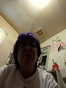 becky1111 online show from June 20, 2026, 10:23 pm