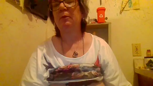 becky1111 online show from June 25, 2026, 10:09 am