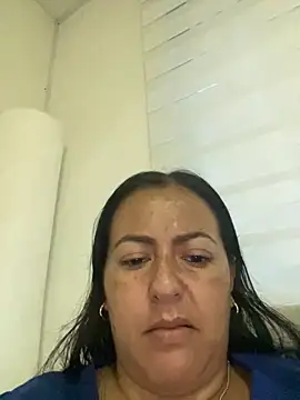 Snapshot of evelyn_harpeery chatting on May 22, 2026, 10:54 am evelyn harpeery online show from May 22, 2026, 10:54 am