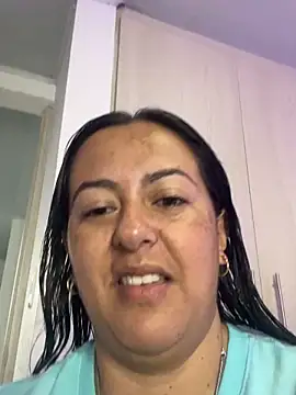 Snapshot of evelyn_harpeery chatting on May 23, 2026, 11:14 am evelyn harpeery online show from May 23, 2026, 11:14 am