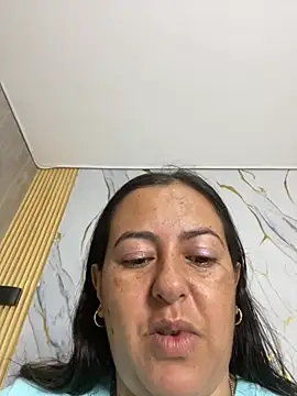 Snapshot of evelyn_harpeery chatting on May 29, 2026, 10:24 am evelyn harpeery online show from May 29, 2026, 10:24 am
