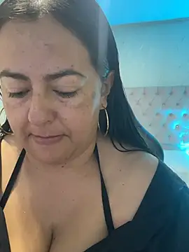 Snapshot of evelyn_harpeery chatting on June 24, 2026, 10:58 am evelyn harpeery online show from June 24, 2026, 10:58 am