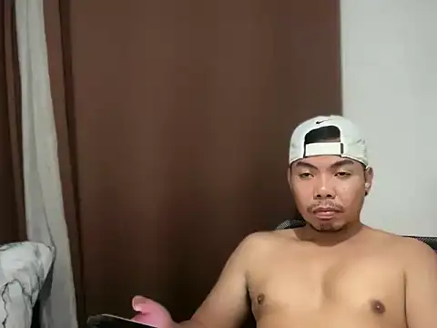 Snapshot of chubbybear_08 chatting on March 4, 2026, 4:24 pm chubbybear 08 online show from March 4, 2026, 4:24 pm