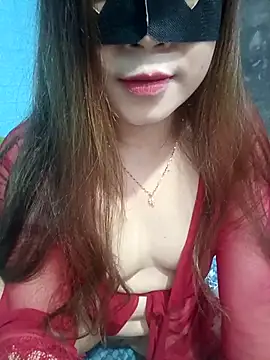 lanahotvn online show from April 18, 2026, 6:34 pm
