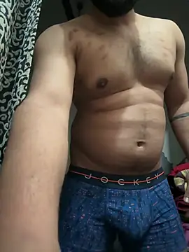 Snapshot of Casonovaz chatting on February 17, 2026, 7:53 pm Casonovaz online show from February 17, 2026, 7:53 pm