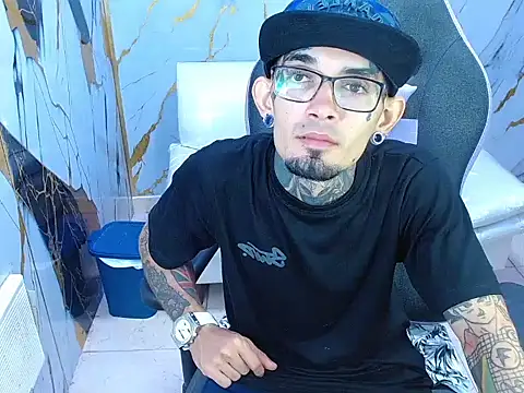 Boy tatto77 online show from July 22, 2026, 1:52 am