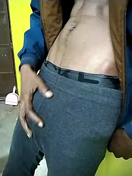 Jordyalnino92 online show from December 18, 2025, 2:34 pm