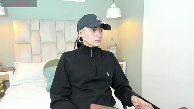 Demetra-Nox01 online show from January 11, 2026, 3:22 am