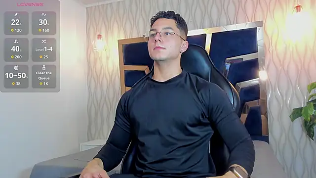 Snapshot of Noah_Clarkk chatting on March 3, 2026, 5:19 pm Noah Clarkk online show from March 3, 2026, 5:19 pm