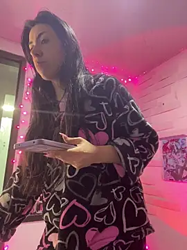 Sky Girl LS online show from January 14, 2026, 8:36 pm