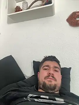 LienalWarplane online show from February 9, 2026, 1:26 pm